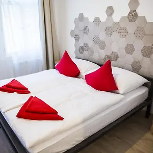 Gregory House Apart-hotel Praga